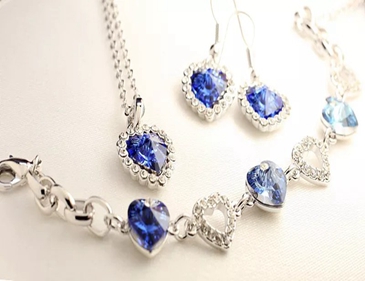 Non Tarnish Jewelry Product Showcase