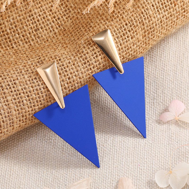 Exaggerated Environmental Protection Material Alloy Fashion Simple Large Earrings Earrings Distributor