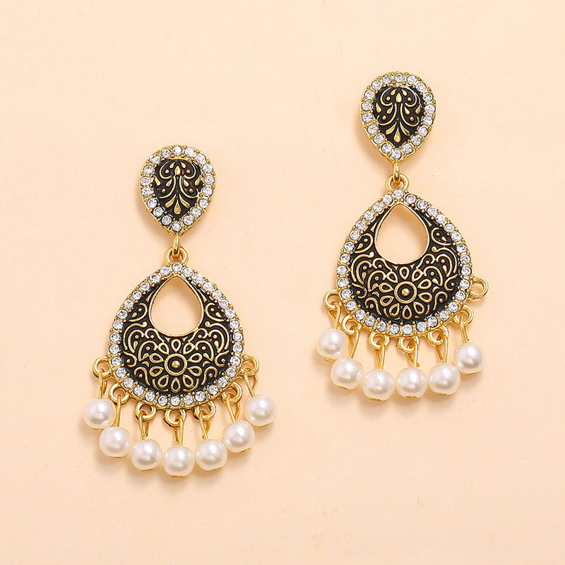 Oil-dripping Fashion Tassel Earrings Bohemian Alloy Personality Earrings Distributor