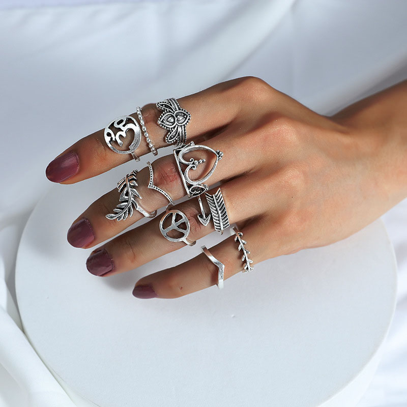 Bohemian Vintage Alloy Fashion Simple Leaves Palm Hollow Shape 10-piece Ring Set Manufacturer