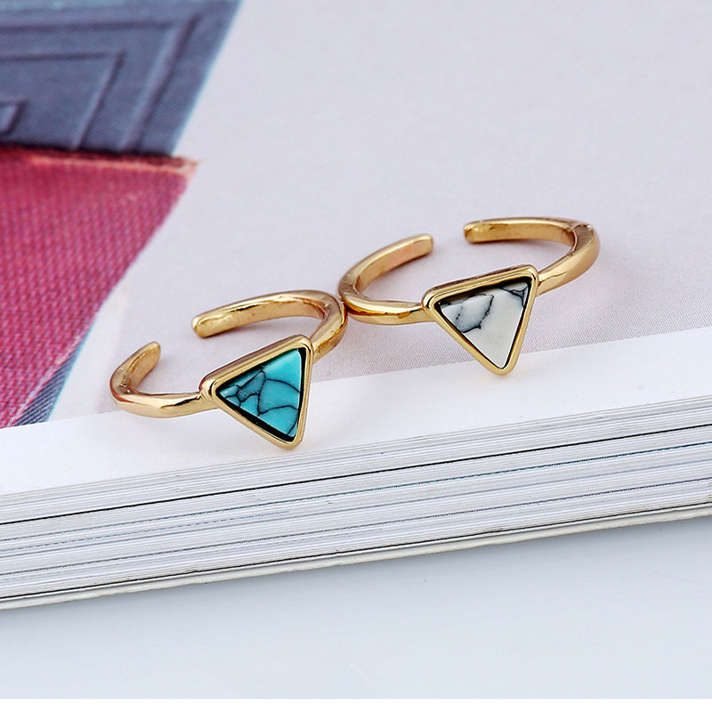 Creative Fashion Personality Turquoise Ethnic Bohemian Triangle Finger Ring Distributor