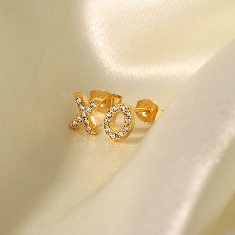 Mayorista Moda Apilados Mini Peque?o Diamante Redondo Circonita Acero Titanio Oro 18k Pendientes Letra Xo