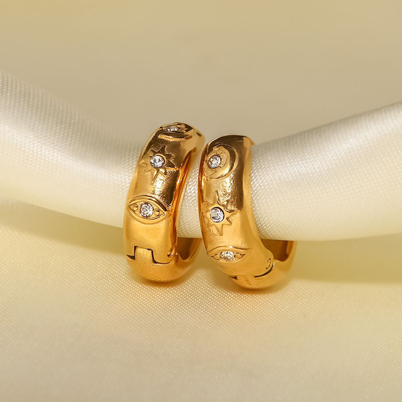 Wholesale 18k Gold Plated Stainless Steel Star Devil's Eye Cubic Zirconia Set White Diamond Earrings