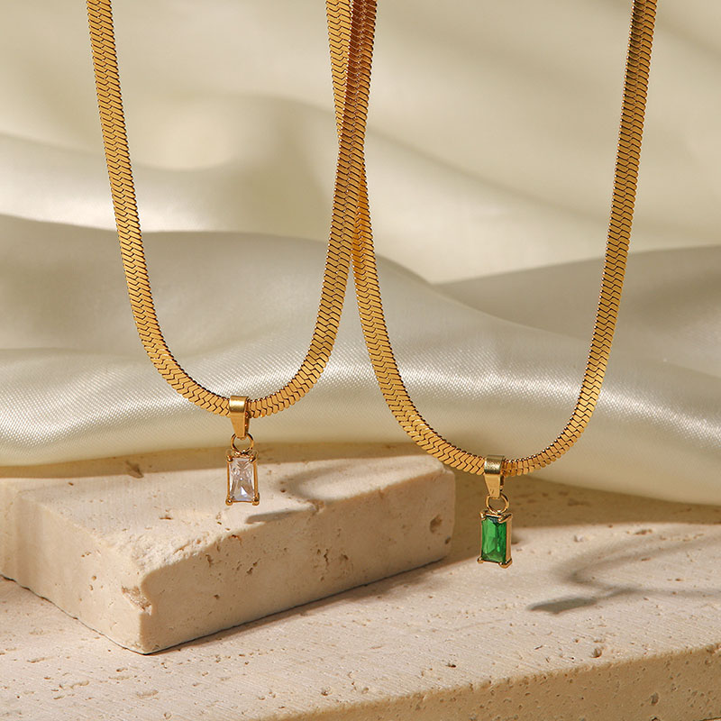 Wholesale 18k Gold Plated Stainless Steel Green White Rectangle Zirconia Pendant Snake Chain Fashion Necklace