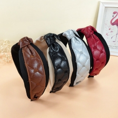 Japan And South Korea Retro Embroidery Leather Color Blocking Simple Pu Fashion Headband Distributor