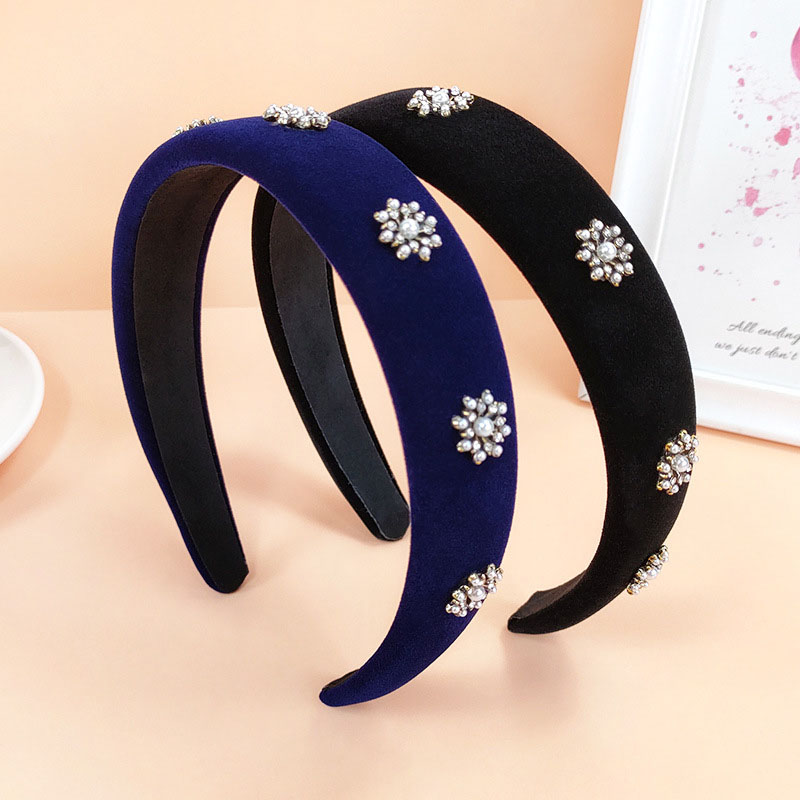 Heavy-duty Retro Korean Fashion Rhinestone Pearl Flower Hair Band Distributor