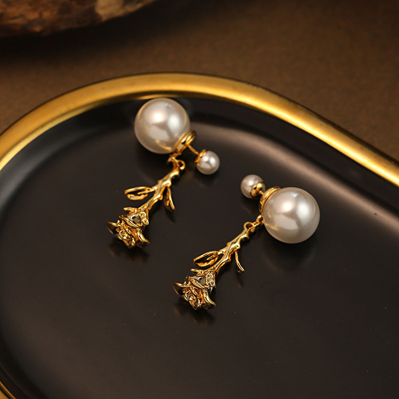 Pearl Earrings Fashion Vintage Court Rose French Studs	 Manufacturer