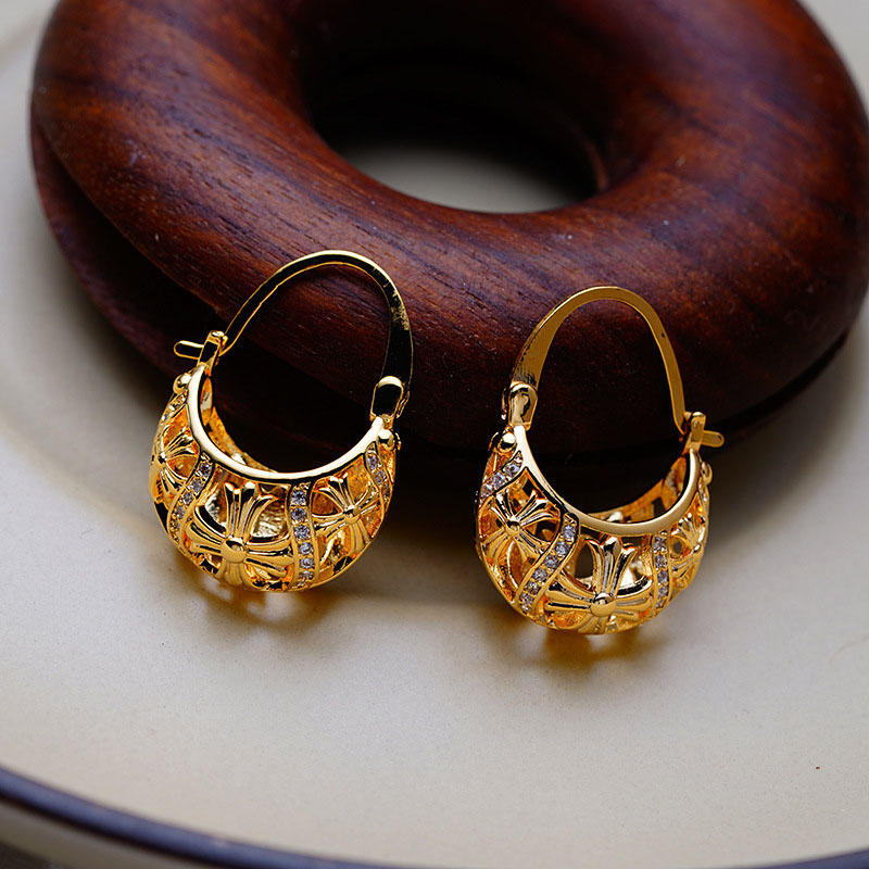 Chinese Hollow Bird's Nest Earrings French Gold Fashion Earring Buckle Earrings	 Vendors