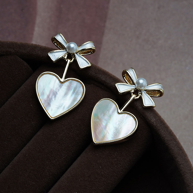 Pearl Love Earrings Bow Shell Personalized Earrings	 Vendors