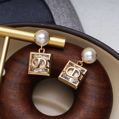 Pearl Earrings Zircon Personalized Geometric Earrings	 Vendors