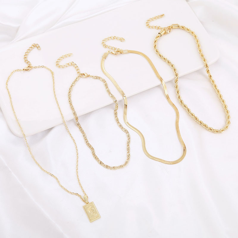 Wholesale Vintage Exaggerated Multi-layered Square Pendant Necklace Twist Chain