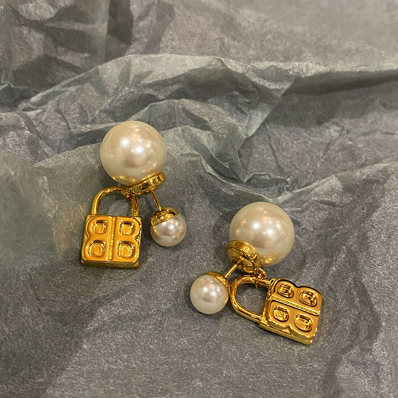 Pearl Earrings Double B Lock Studs Vintage	 Vendors