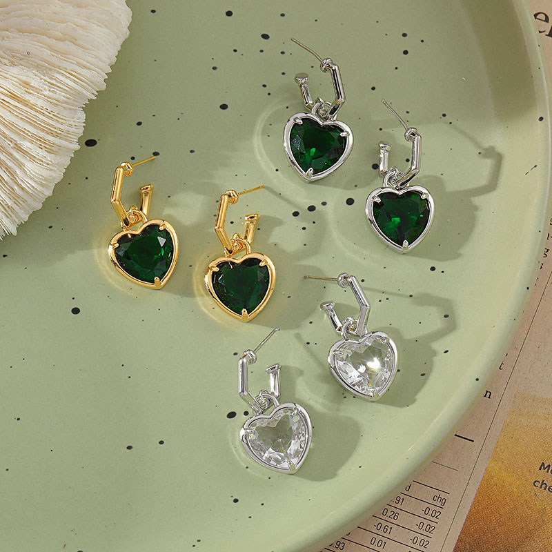Love Heart Earrings Emerald Peach Heart Zirconia Earrings	 Distributor
