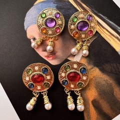 French Vintage Earrings Vintage Court Pearl Earrings	 Supplier