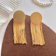Gold Retro Personality Stud Earrings Fashion	 Vendors
