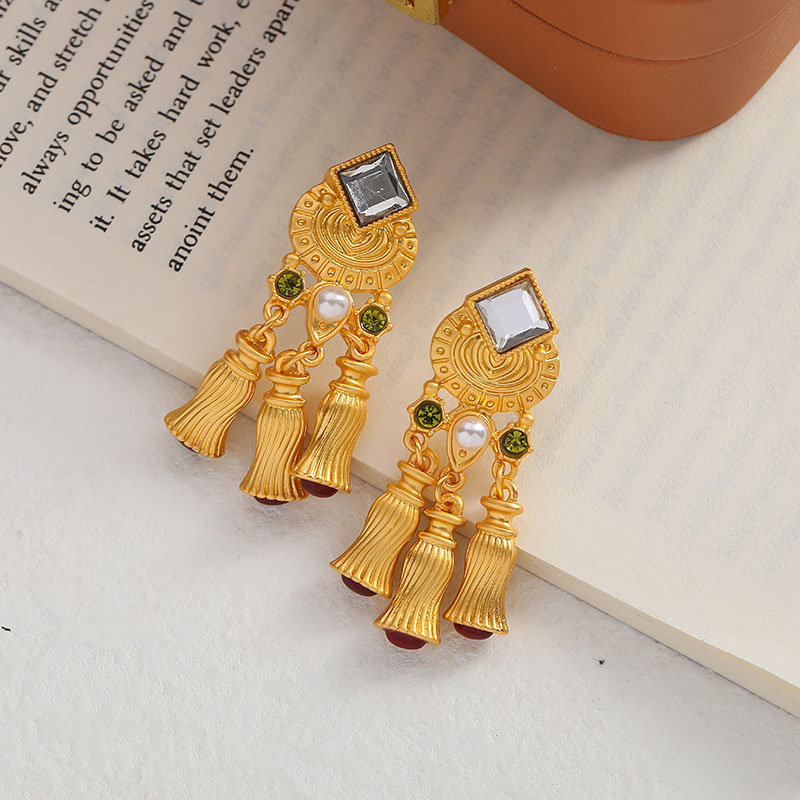 Chinese Antique Earrings Tassel Vintage Court Pearl Studs	 Supplier