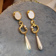 Pearl French Court Studs Personalized Vintage Long Earrings	 Vendors