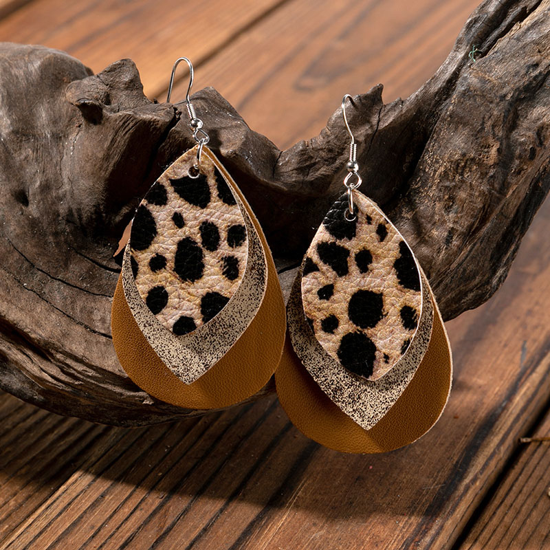 Wholesale Vintage Mother's Day Letter Lightning Leopard Print Personalized Leather Earrings