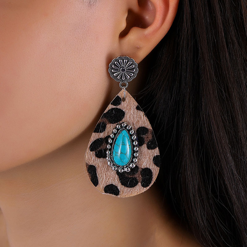 Vintage Creative Teardrop-shaped Turquoise Leopard Print Exaggerated Leather Earrings