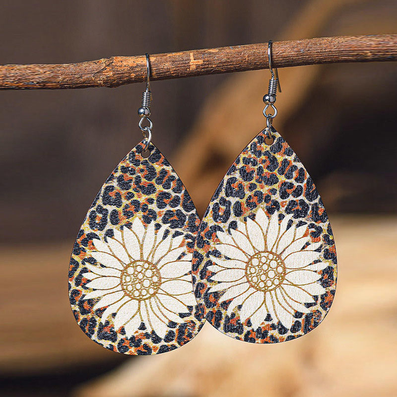 Vintage Water Drop Leopard Print Daisy Earrings Exaggerated Pu Leather Earrings