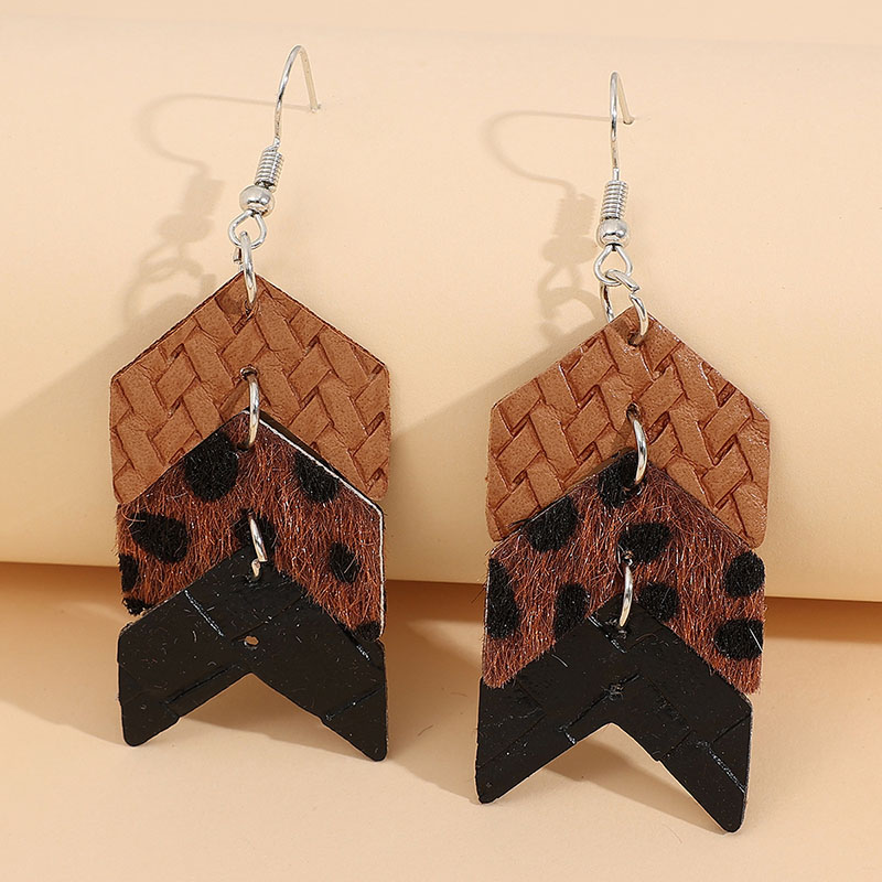 Fishtail Weave Pattern Vintage Exaggerated Leopard Print Fur Face Pu Leather Earrings