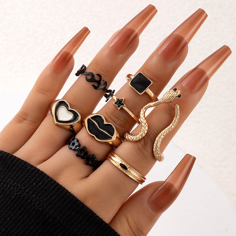 Lips Love Drip Oil Star Geometric Letter Snake Eight-piece Ring Vendor