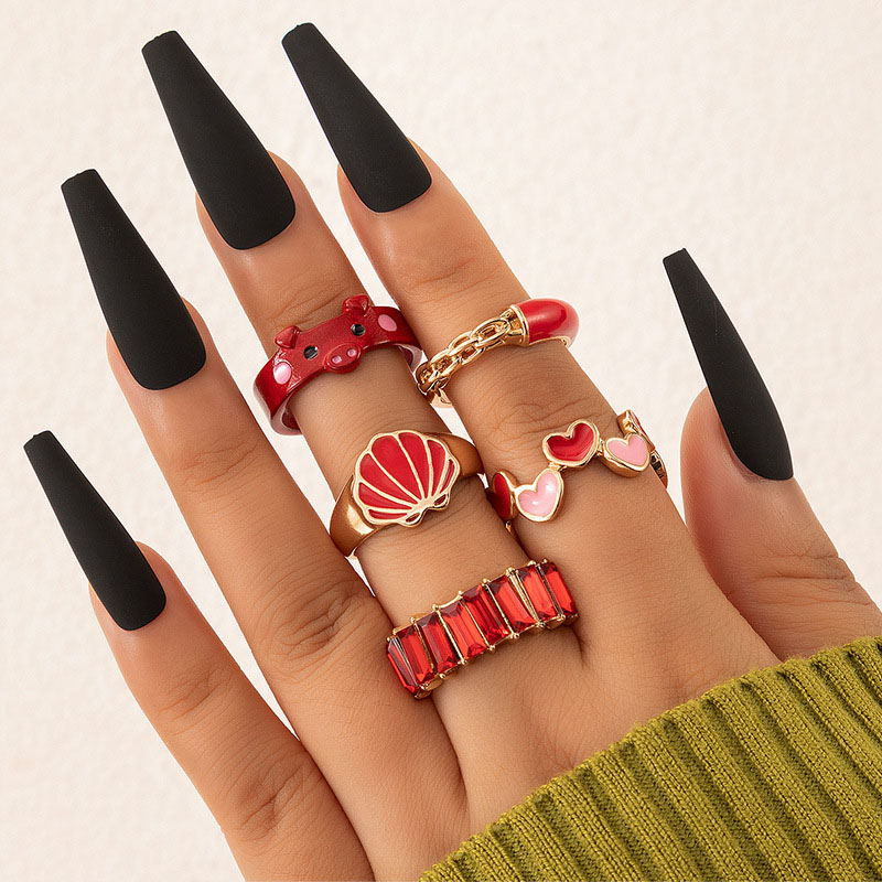 Wholesale Love Piglet Drip Oil Scallop Geometric Red Imitation Gemstone Ring Five-piece Set