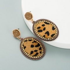 Wholesale Oval Leather Leopard Print Natural Stone Crystal Buds Vintage With Full Diamonds Earrings