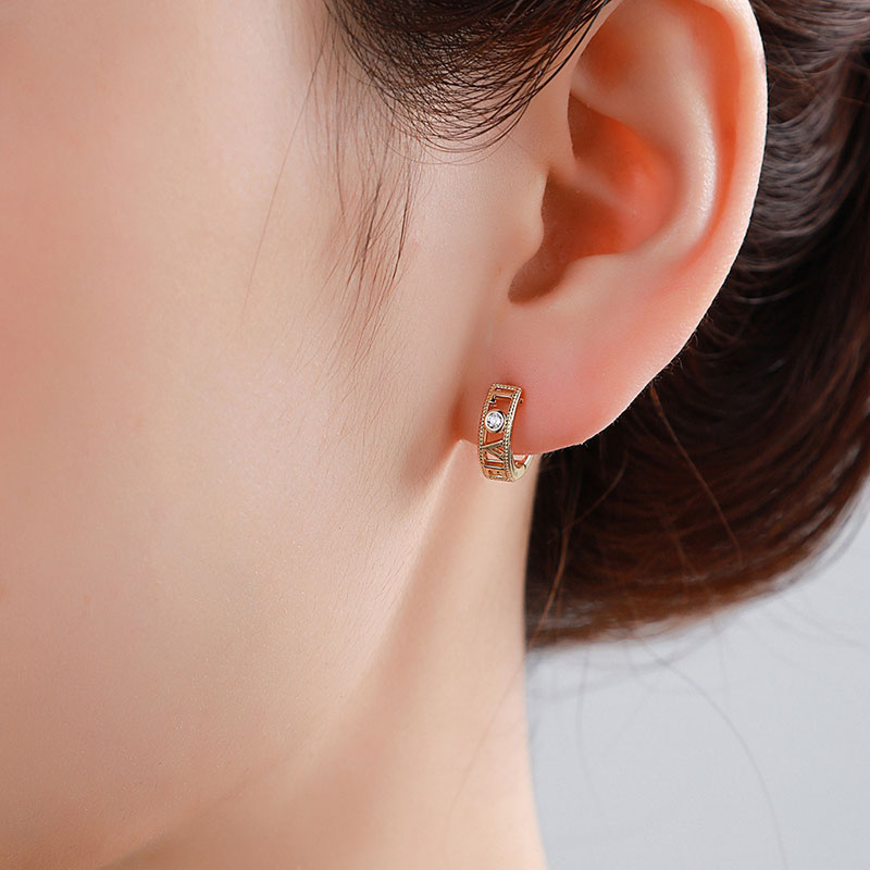 Wholesale Love Valentine Gift Zircon Copper Gold Plated Simple Earrings