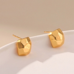 Wholesale Brass 18k Genuine Gold Plated Water Ripple Geometric Diamond Earrings