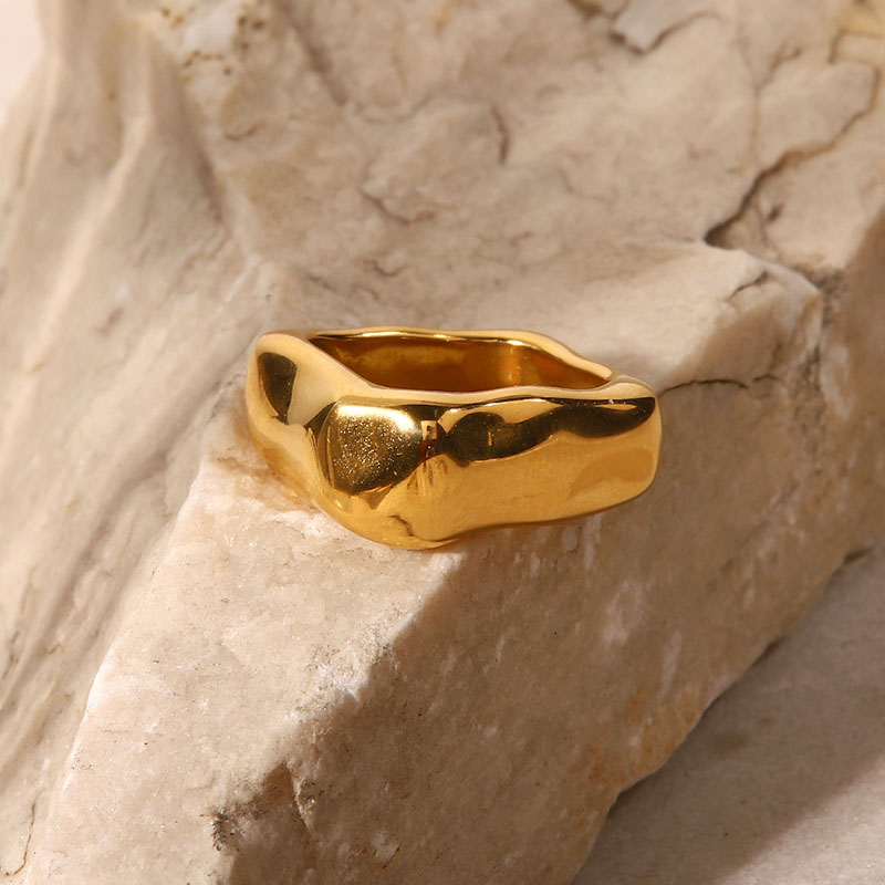 Wholesale Golden Titanium Steel Wide Simple Fashion Finger Ring