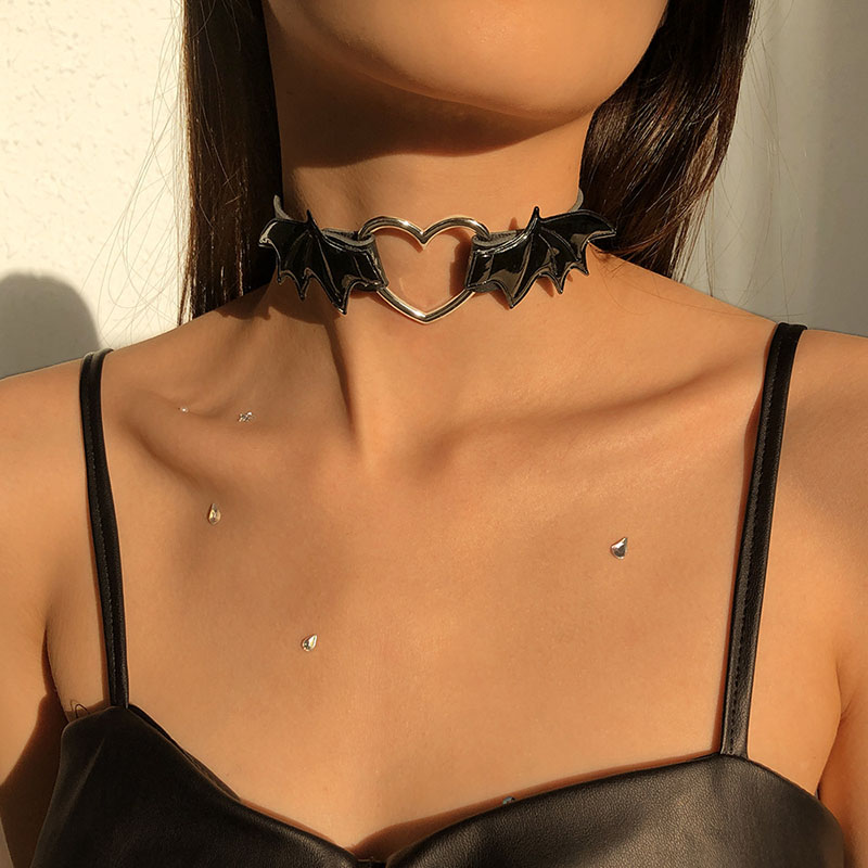 Gothic Punk Vampire Love Wings Choker Necklace Manufacturer