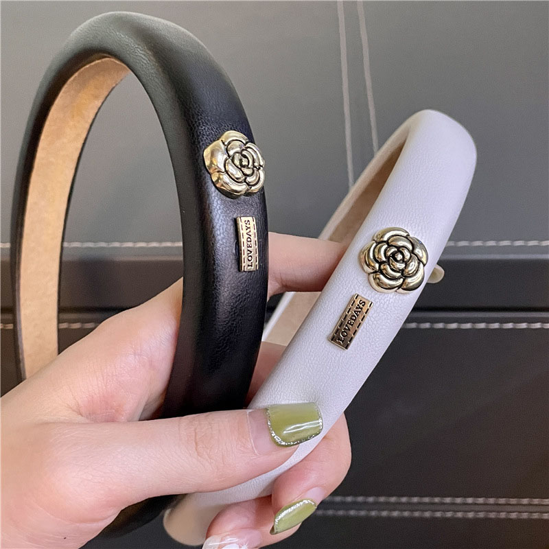 Wholesale Camellia Black Sponge Fashion Headband