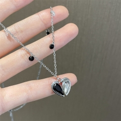 Wholesale Black And White Splicing Clashing Zirconia Heart Necklace