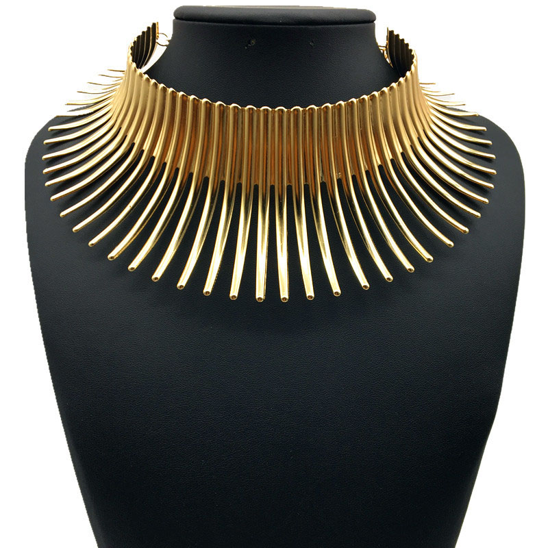 Exaggerated Metal Bloom Necklace Clavicle Chain Vendors