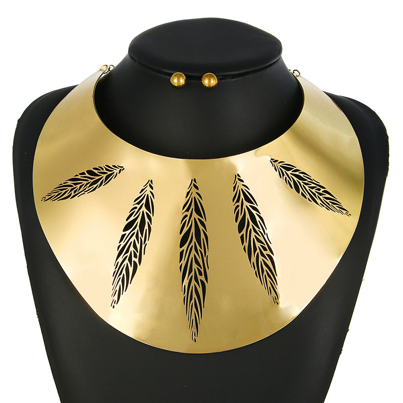Exaggerated Large Feather Hollow Out Party Metal Necklace Vendors