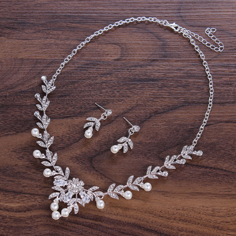 Wholesale Korean Style Bride Flower Zircon Necklace Earrings Two-piece Set