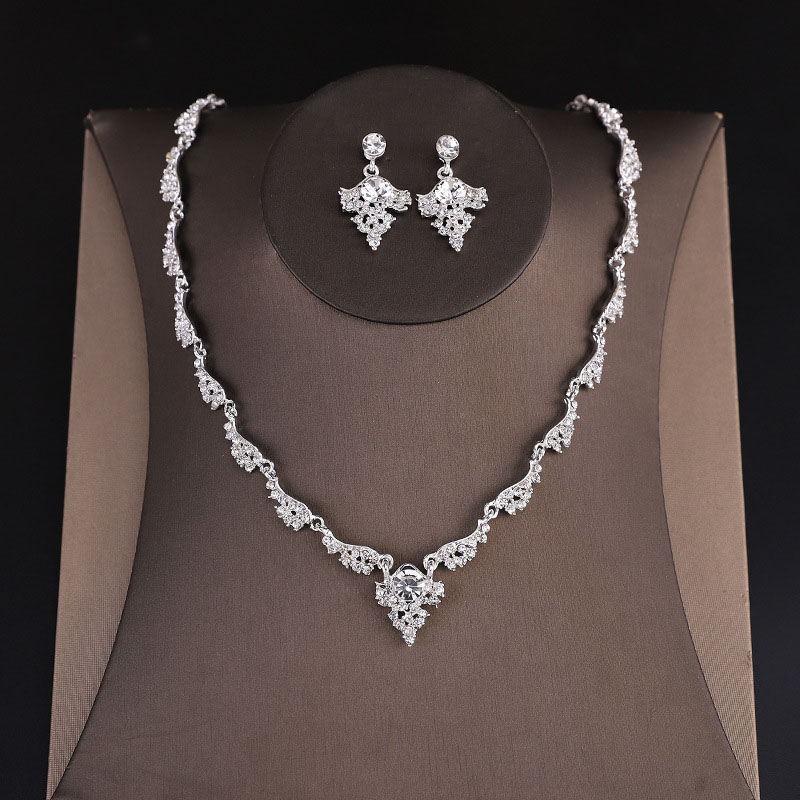 Korean Simple Bride With Diamond Earrings Necklace Set Vendors