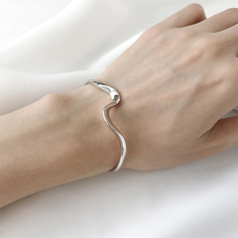 Fashion Alloy Simple Twist Opening Bracelet Distributors