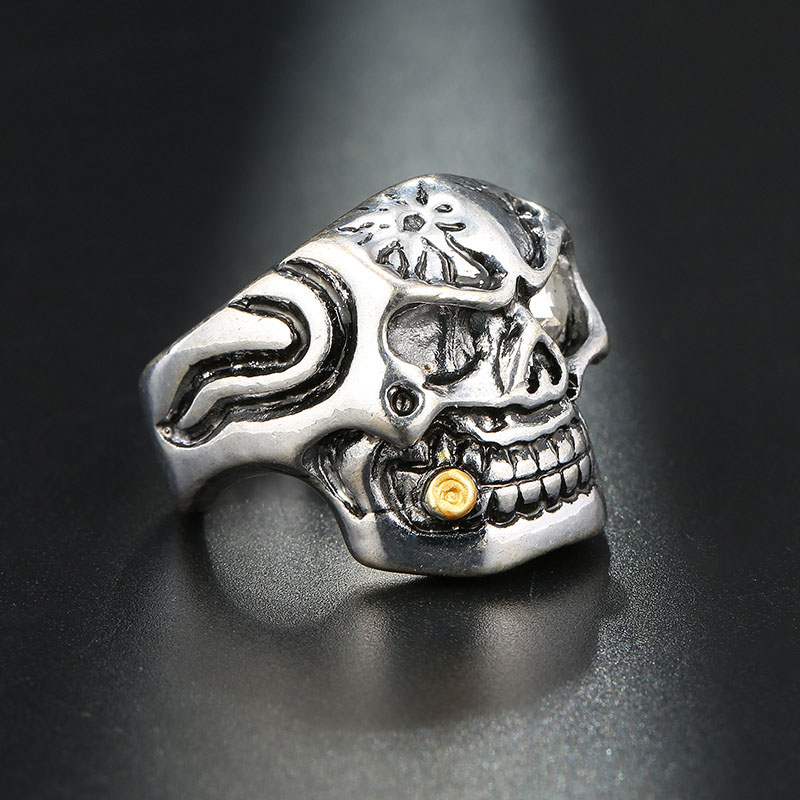 Skull Bong With Diamond Alloy Punk Finger Ring Manufacturer