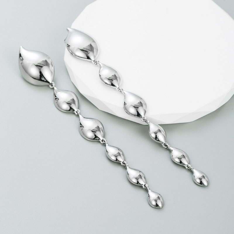 Wholesale Korean Fashion 925 Silver Pin Long Simple Light Luxury Earrings