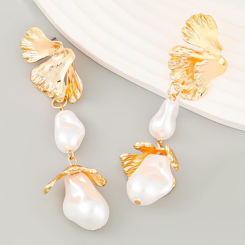 Faux Pearl Floral Alloy Earrings Manufacturers