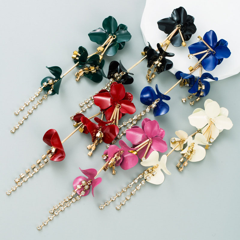 Wholesale Fashionable Metal Baked Flower Rhinestone Tassel Earrings