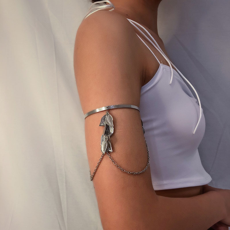 Simple U-shaped Leaf Tassel Chain Geometric Adjustable Arm Bracelet Suppliers