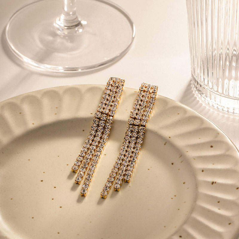 Fashion 18k Gold Simple Inlaid White Zirconia Tassel Dangle Earrings Distributors