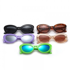 Wholesale Retro Black Oval Small Frame Sunglasses
