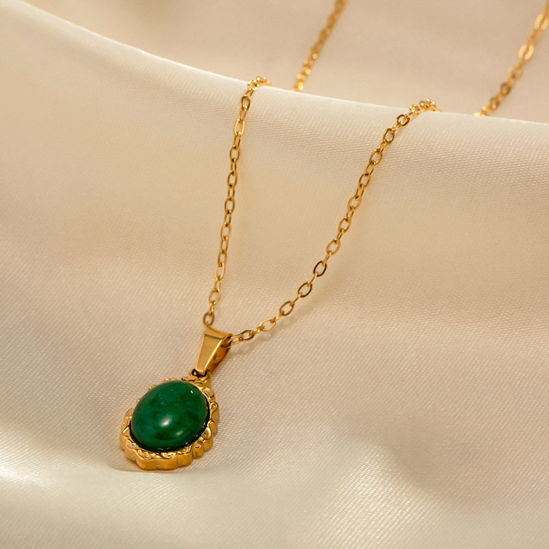 Vintage 18k Gold Stainless Steel With Green Natural Stone Pendant Necklace Distributors