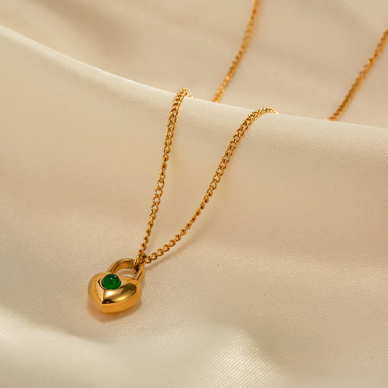 18k Gold Plated Stainless Steel Love Pendant Fashion Titanium Steel Necklace Distributors