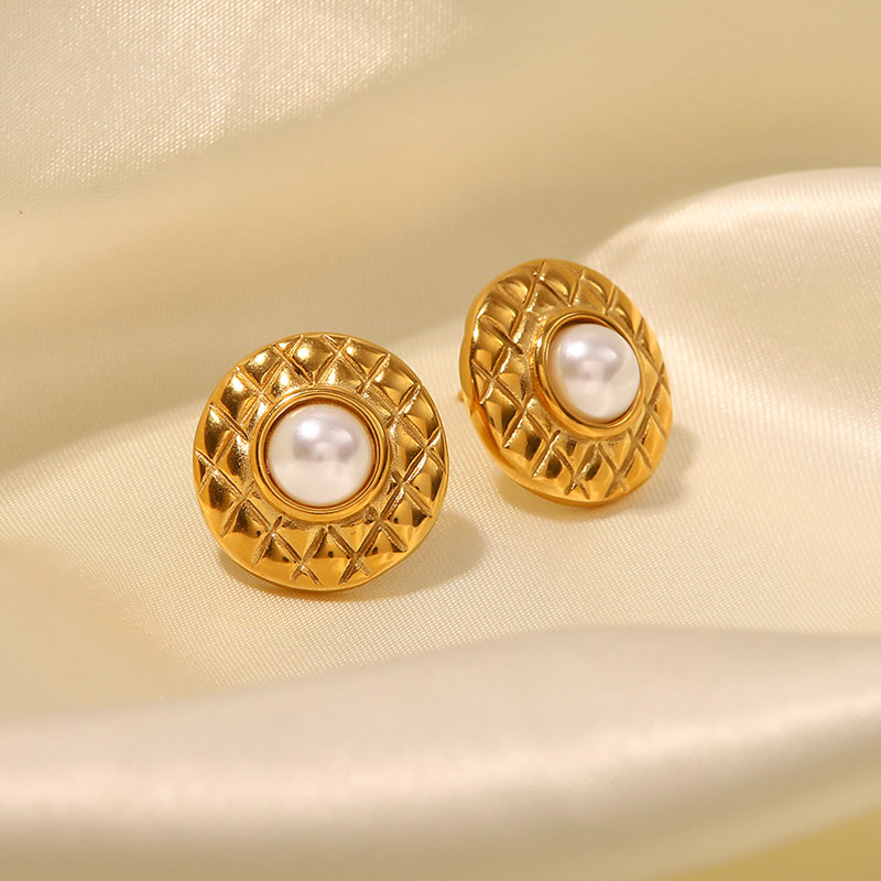 Wholesale 18k Gold Plated Fashion Lattice Diamond Set Pearl Stud Earrings