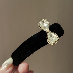 Vintage French Velvet Imitation Diamond Bow Hair Clips Distributor